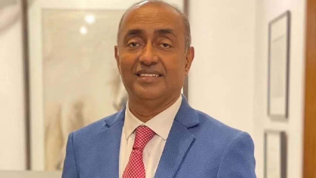 অ্যাটর্নি জেনারেল মো: আসাদুজ্জামান