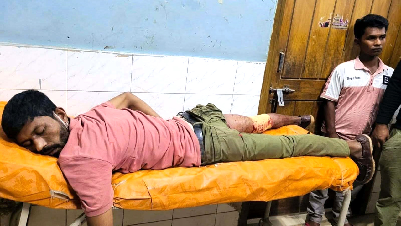গুলিবিদ্ধ হয়ে গুরুতর আহত এক