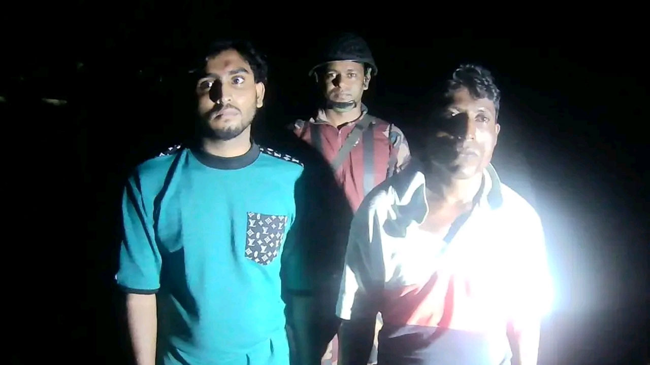 দোয়ারাবাজারে বিজিবির ওপর হামলা, গ্রেফতার ২