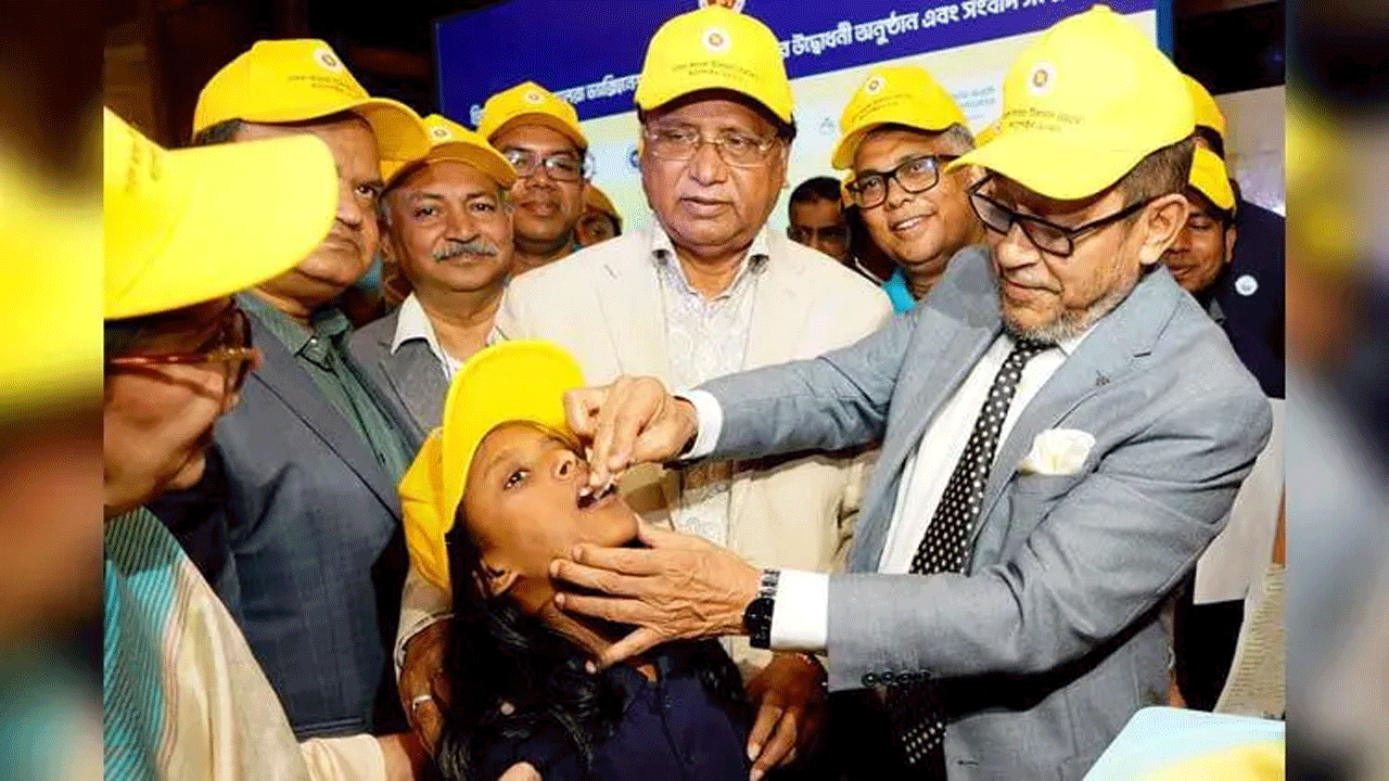কলেরা টিকাদান ক্যাম্পেইনের আনুষ্ঠানিক উদ্বোধন ঘোষণা করেন স্বাস্থ্যমন্ত্রী সরদার মো: সাখাওয়াত হোসেন
