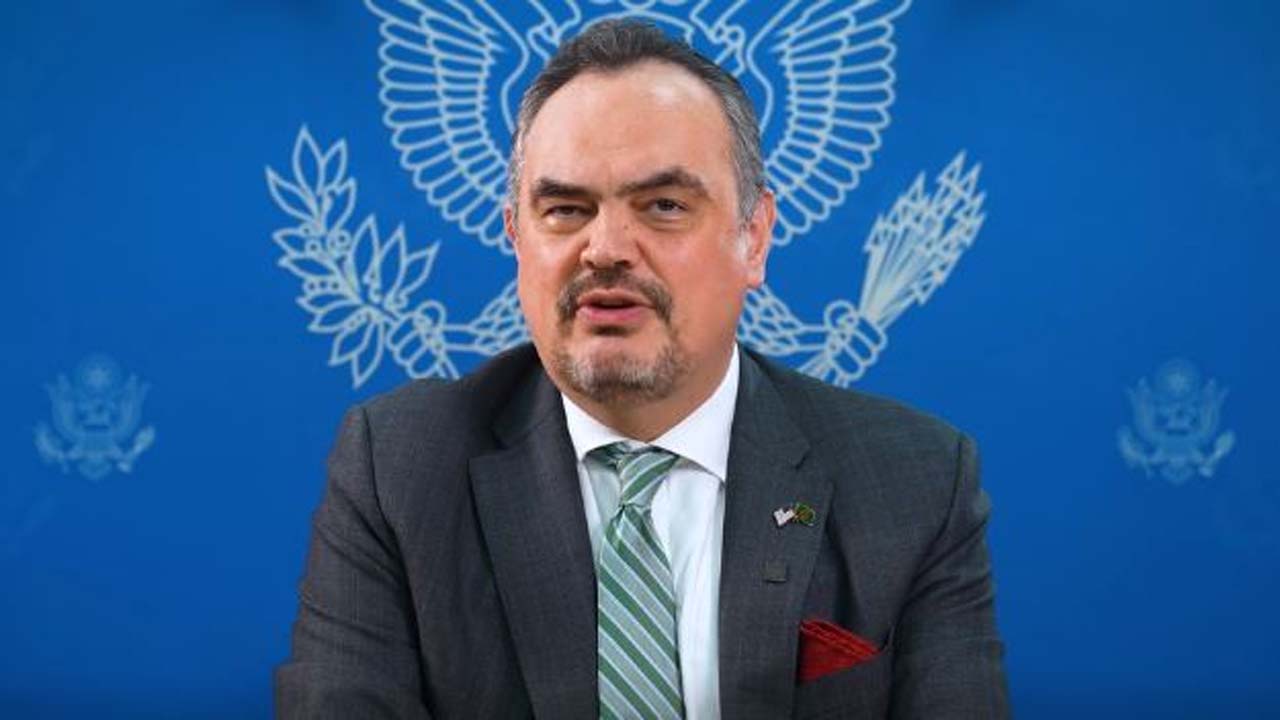 বাংলাদেশে নিযুক্ত মার্কিন রাষ্ট্রদূত ব্রেন্ট টি ক্রিস্টেনসেন