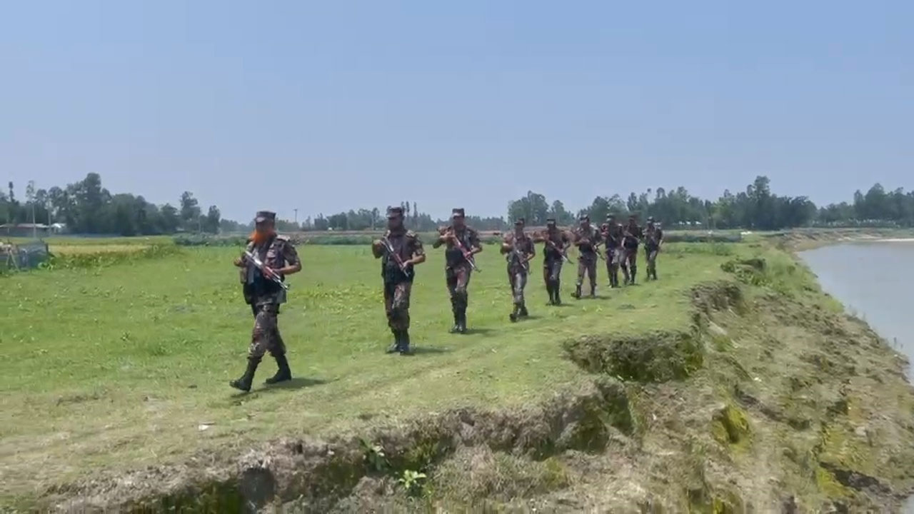 সীমান্ত এলাকায় বিজিবির টহল