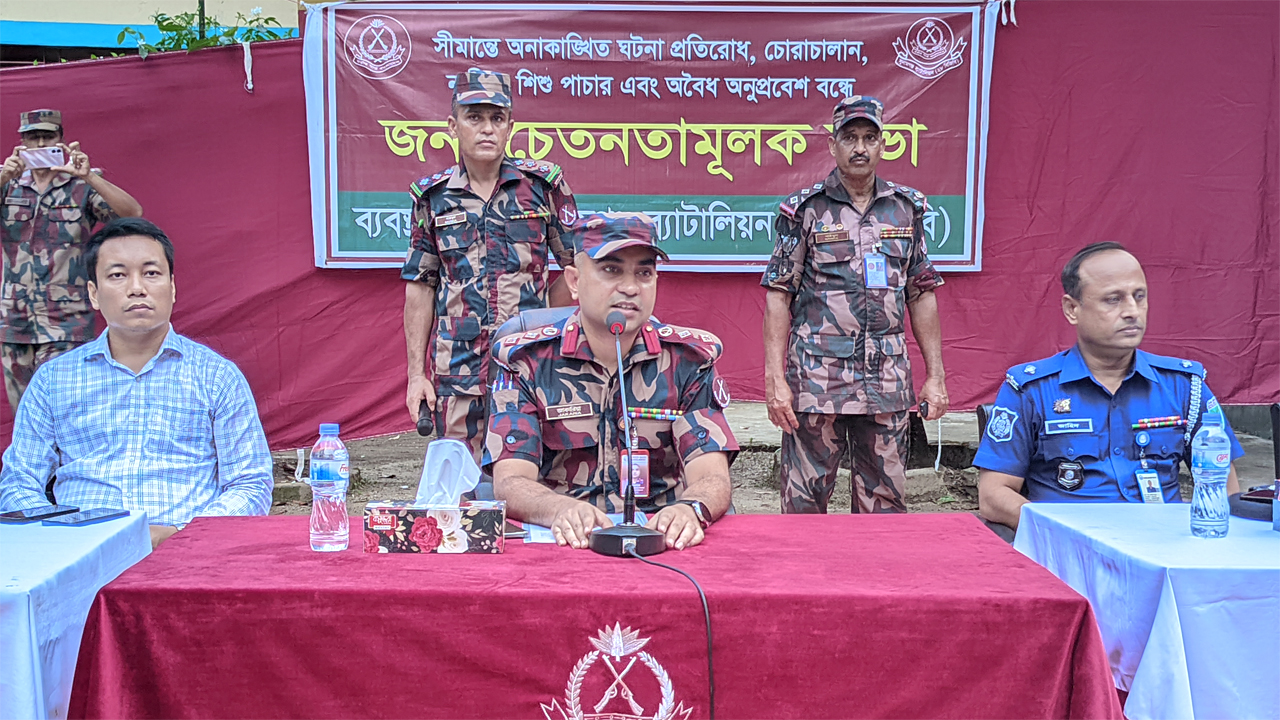 বক্তব্য রাখেন লেফটেন্যান্ট কর্নেল এ কে এম জাকারিয়া কাদির