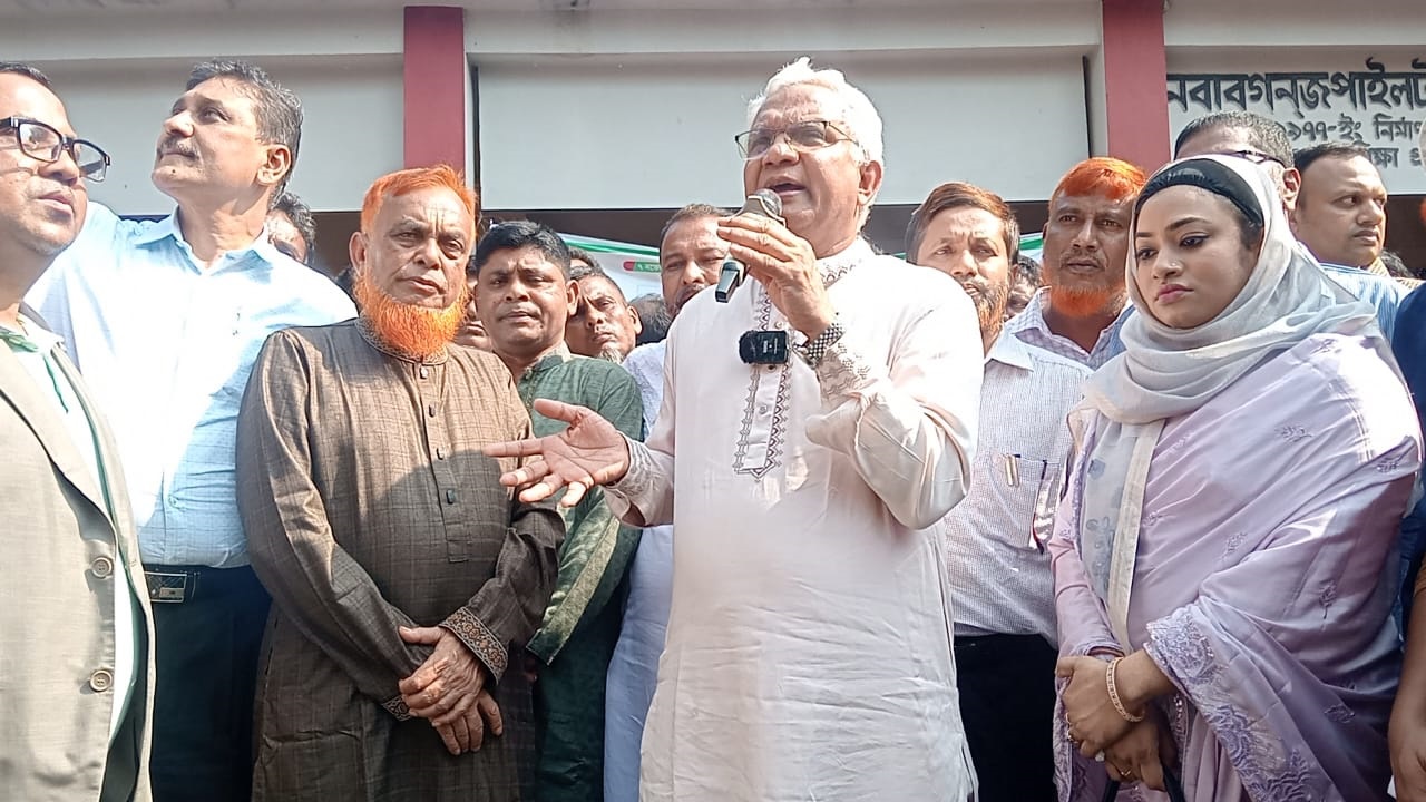 নবাবগঞ্জে বিএনপির আয়োজনে ফ্রি মেডিক্যাল ক্যাম্প