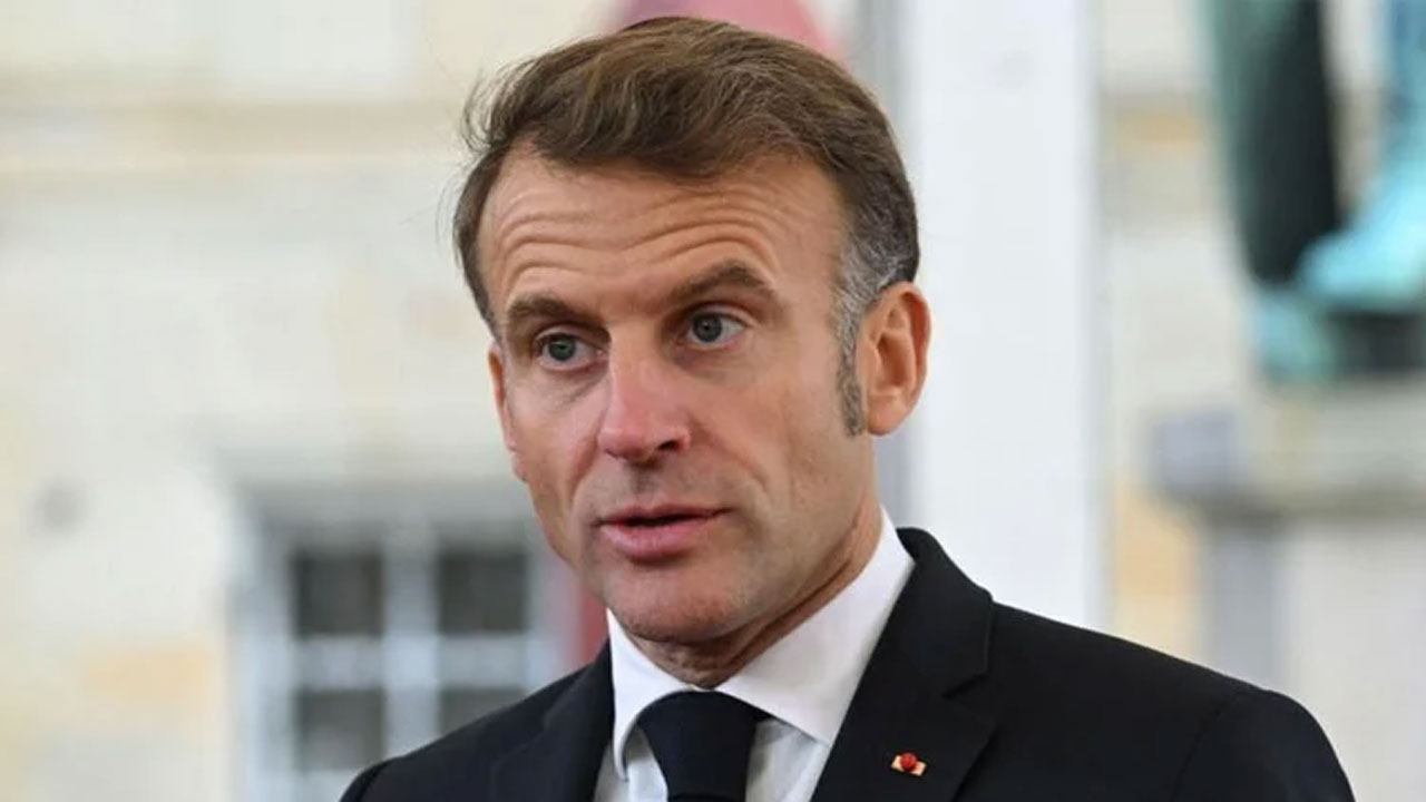 ফরাসি প্রেসিডেন্ট ইমানুয়েল ম্যাখোঁ