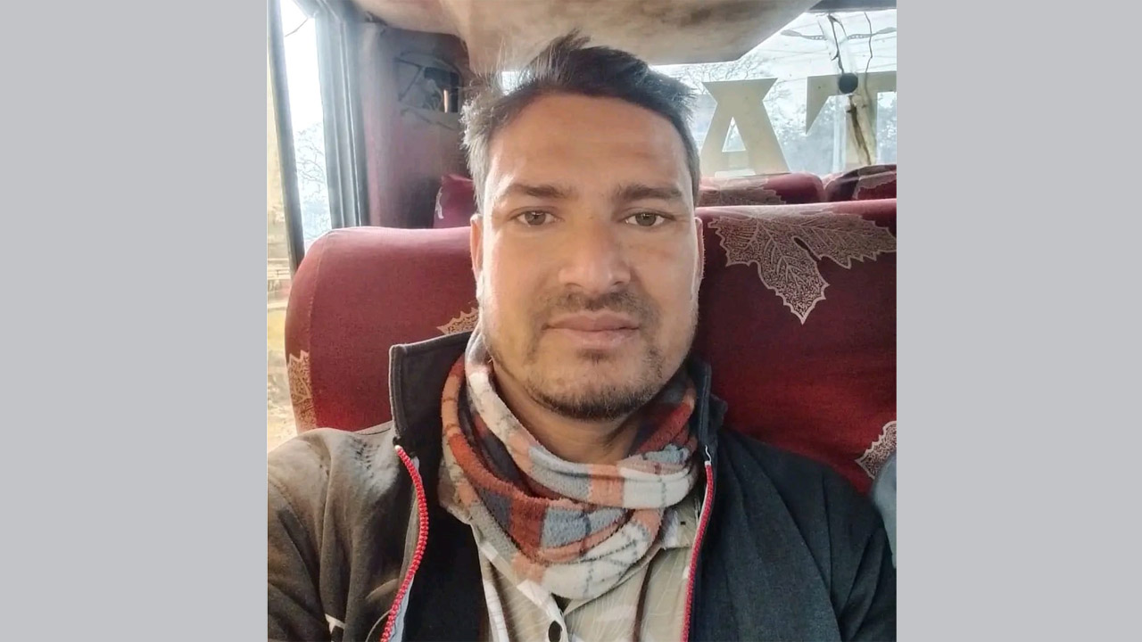 বদলগাছীতে যুবদল নেতার হাতের কব্জি কেটে দেয়ার অভিযোগ, দম্পতি গ্রেফতার!