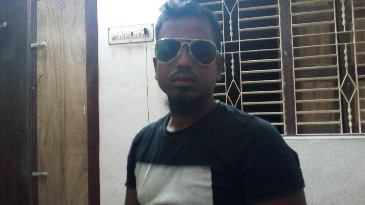 নিহত বাদল মোড়ল