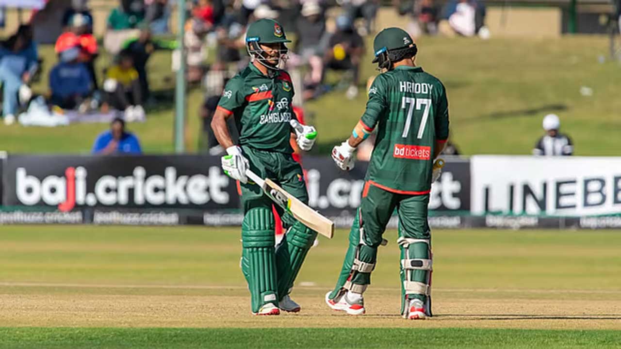হতাশার ব্যাটিংয়ে  তানজিদ–হৃদয়দের চেষ্টা বিফলে যায়