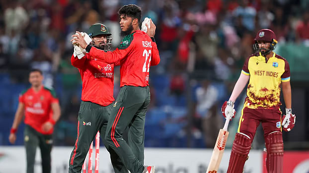 শুরুতে ভালো অবস্থায় থাকলেও ধীরে ধীরে চাপে পড়ছে বাংলাদেশ