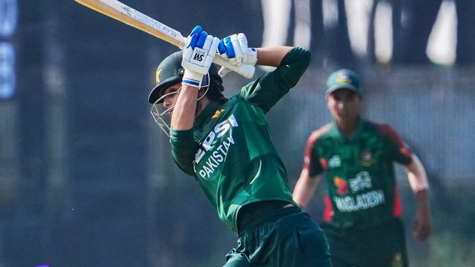 পাকিস্তানের দেয়া ৮৯ রান তাড়া করতে নেমে ৭৫ রানেই গুটিয়ে গেল বাংলাদেশ