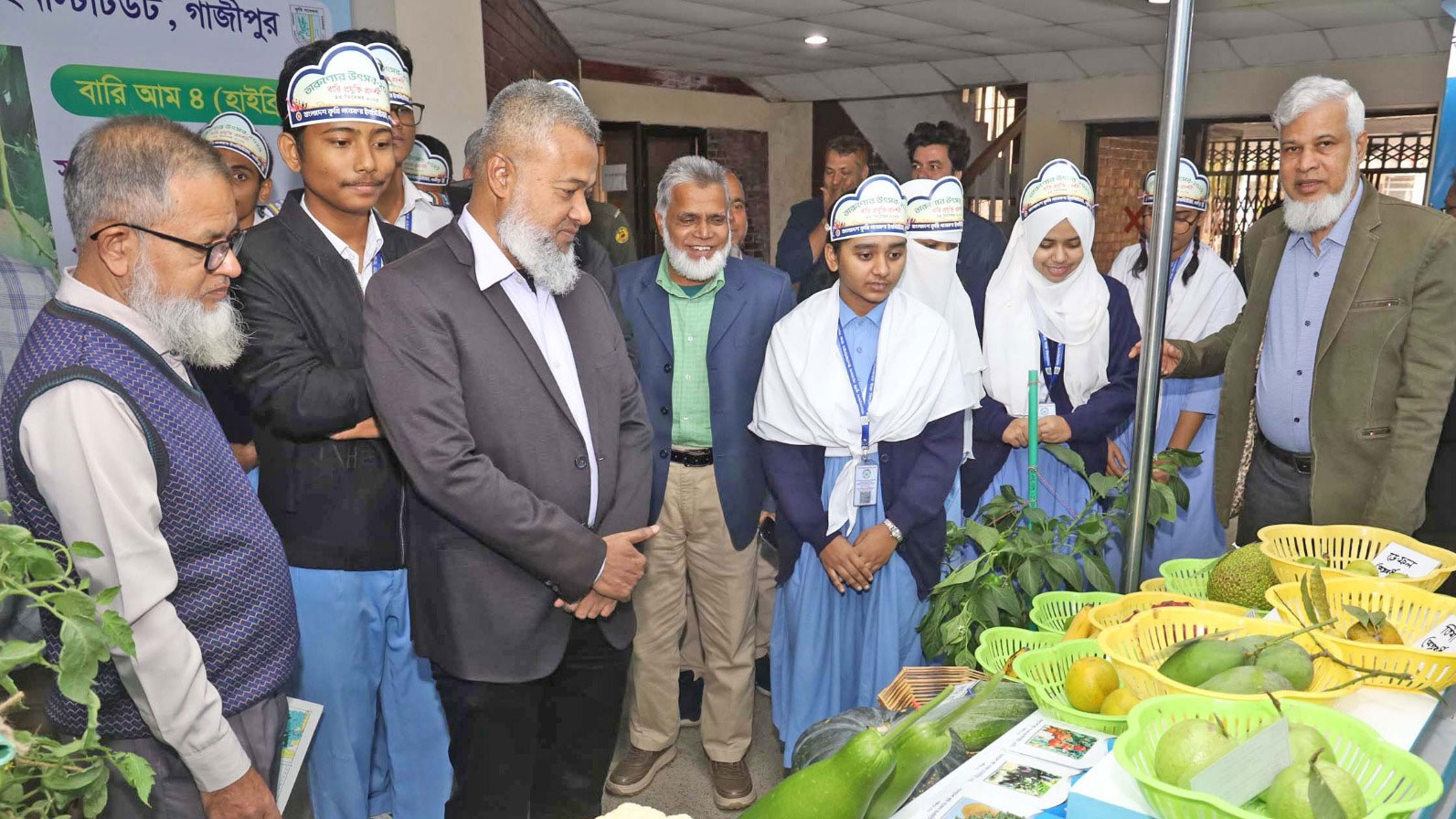 কৃষিবান্ধব তরুণ প্রজন্ম গড়তে বারি’র প্রযুক্তি প্রদর্শনী ও কর্মশালা অনুষ্ঠিত হয়েছে