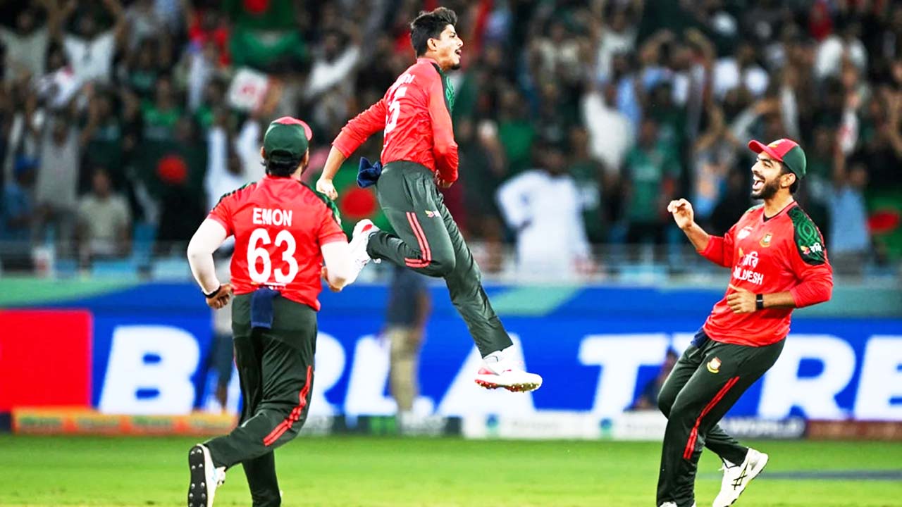 উইকেট পাওয়ার পর টাইগারদের উদযাপন