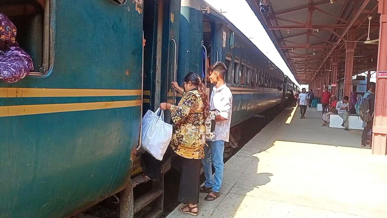 কমিউটার ট্রেন