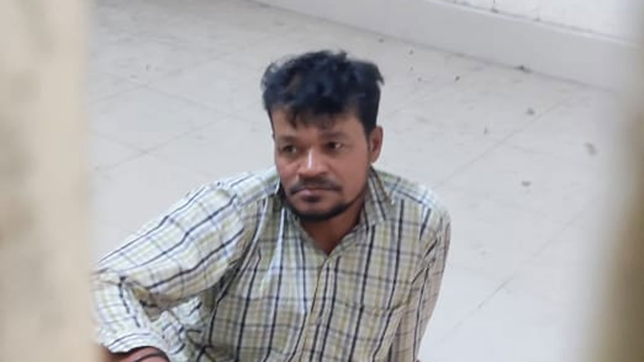 অভিযুক্ত গোলজার হোসেন