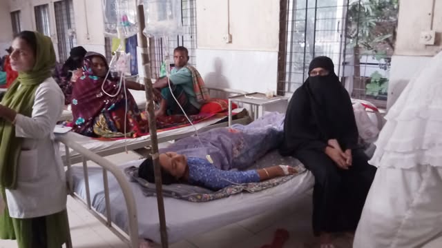 মেয়াদোত্তীর্ণ স্যালাইন পুশ