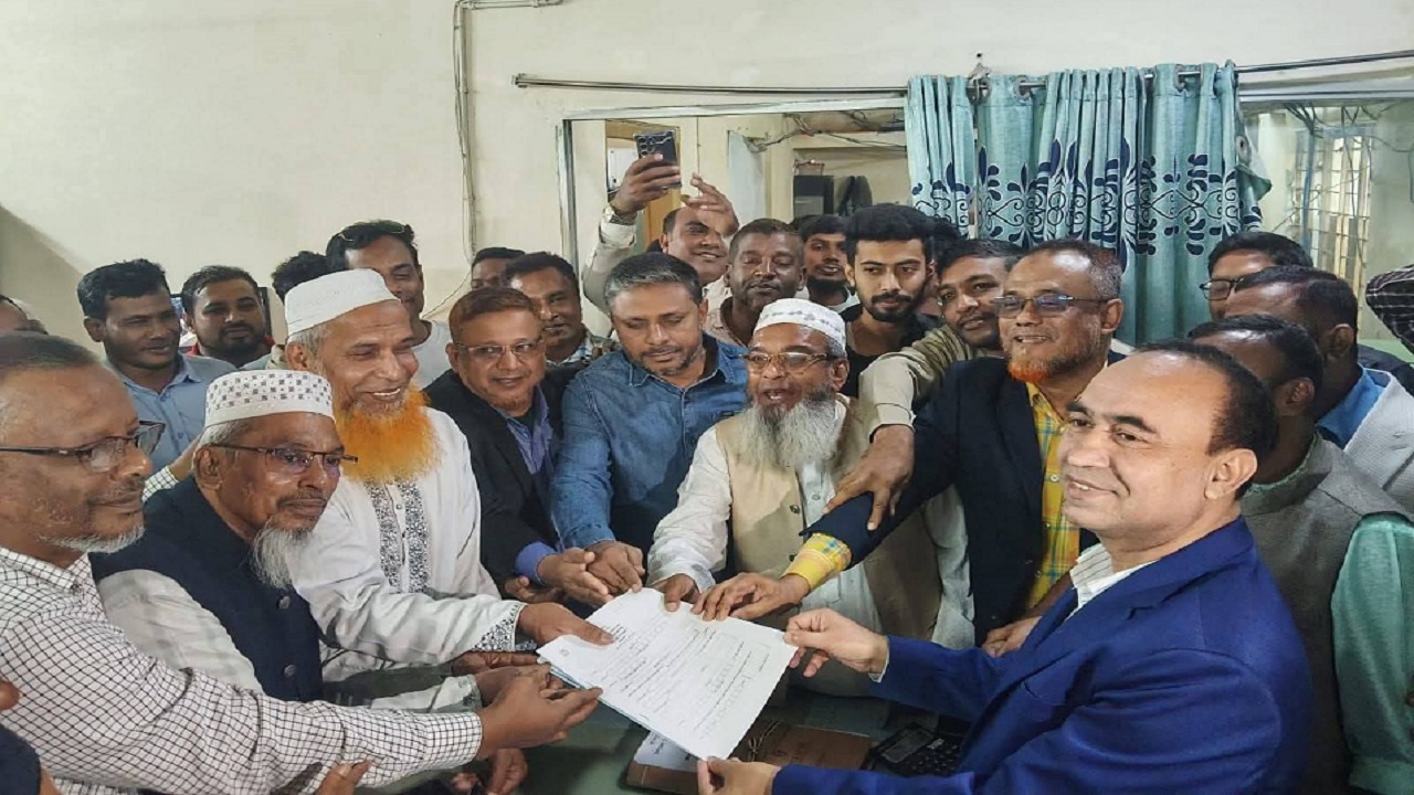 ভোলা-৪ আসনে বিএনপি থেকে মনোনয়ন পত্র সংগ্রহ করেছেন নুরুল ইসলাম নয়ন