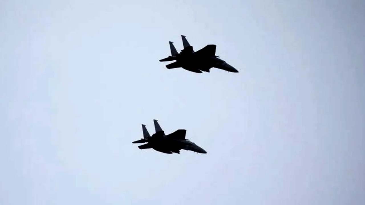 পাইলটরা ছবি তুলতে গিয়েই সংঘর্ষ হয়েছিল সেই দুই যুদ্ধবিমানের