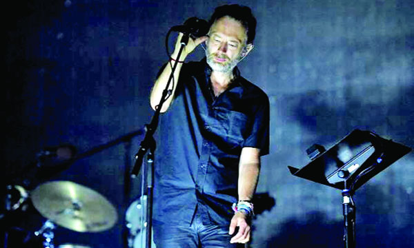 ইসরাইলে পারফর্ম না করার সিদ্ধান্ত নিয়েছেন থম ইয়র্ক