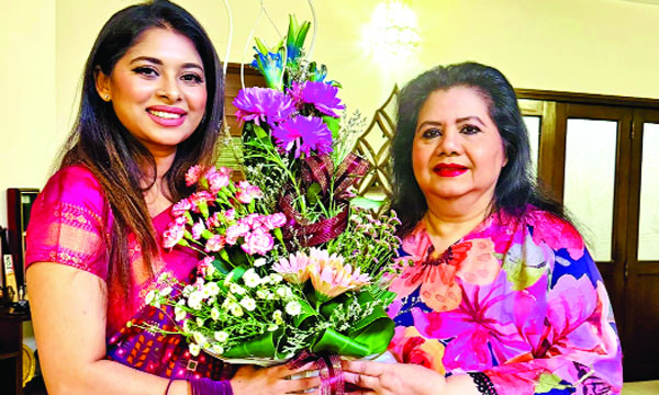 রুনা লায়লার আশীর্বাদ পেয়ে উচ্ছ্বসিত লুইপা