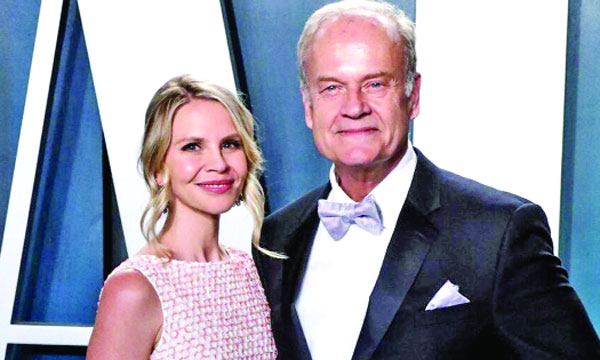 ৭০ বছরে বাবা হলেন হলিউড অভিনেতা কেলসি গ্রামার