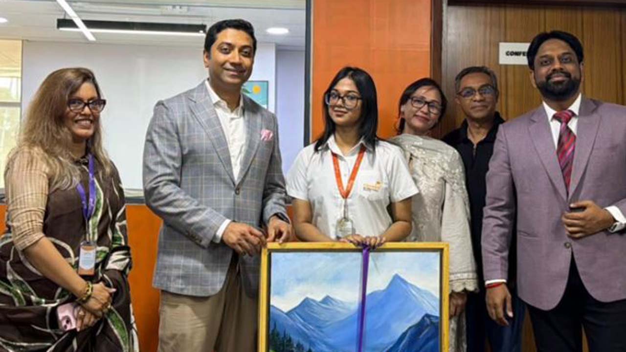 প্রাথমিক ও গণশিক্ষা প্রতিমন্ত্রী ববি হাজ্জাজ