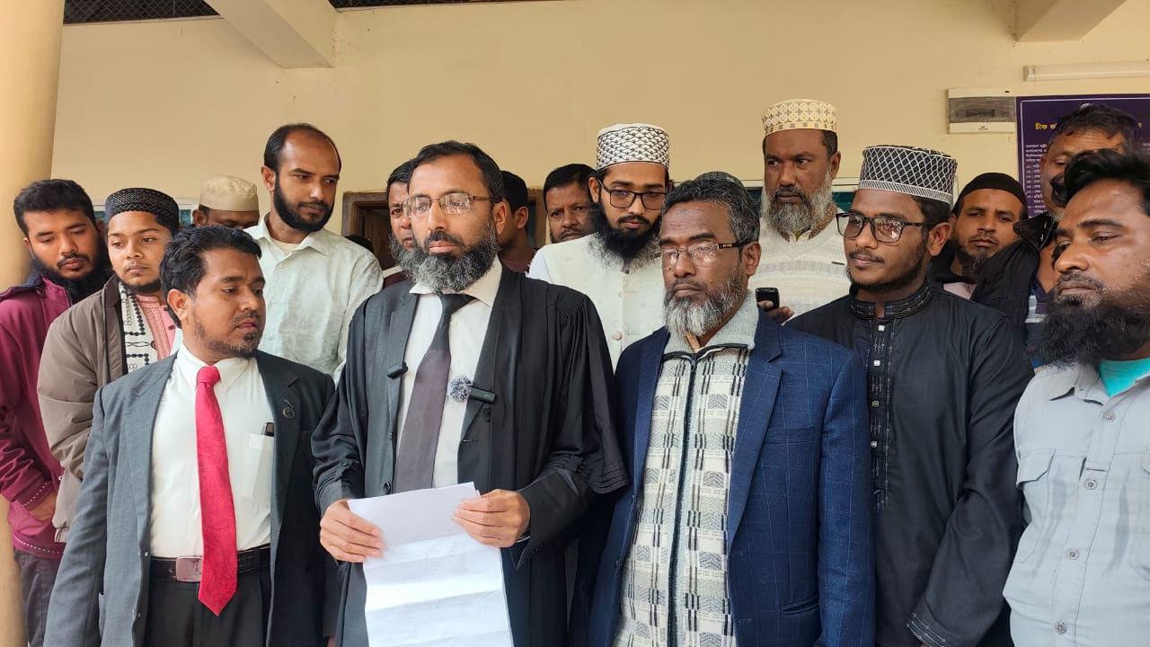 পাথরঘাটায় বিএনপির মামলায় জামায়াতের পৌর আমিরসহ ৩ জনের জামিন মঞ্জুর করেছে আদালত