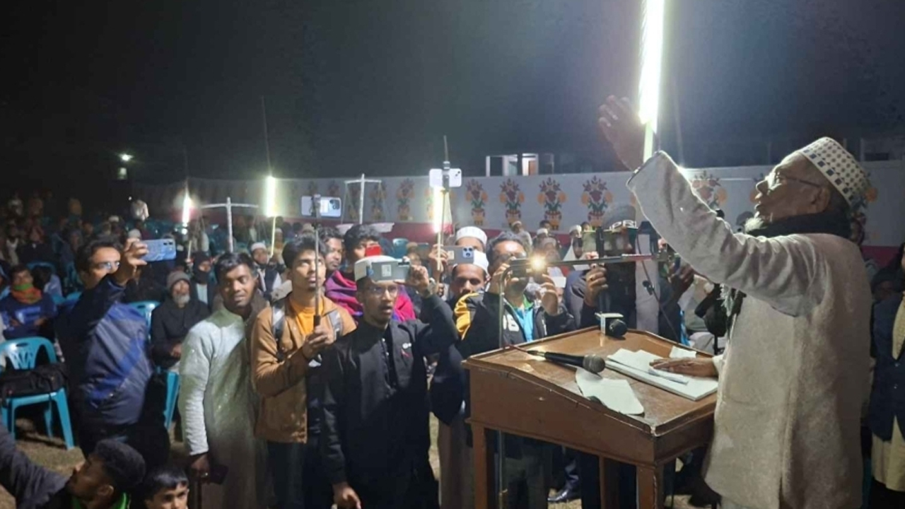 নির্বাচনী জনসভায় ডা: সুলতান আহমেদ