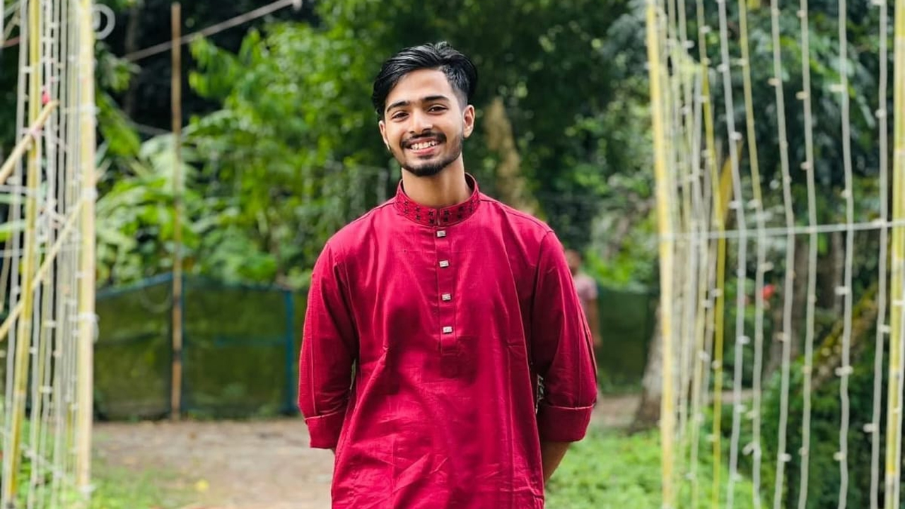 নিহত কলেজ ছাত্র দেবরাজ বণিক