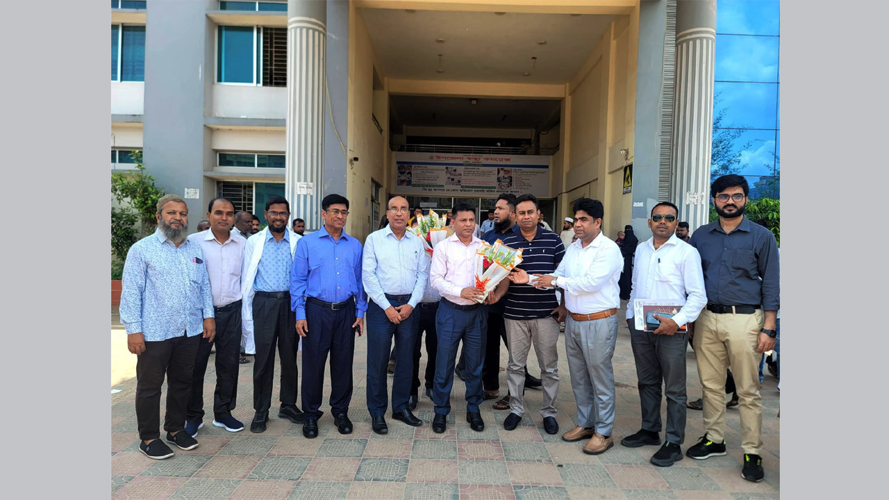 স্বরাষ্ট্রমন্ত্রীর নির্দশনায় চকরিয়া স্বাস্থ কমপ্লেক্স পরিদর্শনে স্বাস্থ্য মন্ত্রণালয়ের উপ-সচিব কাজী শরীফ উদ্দিন