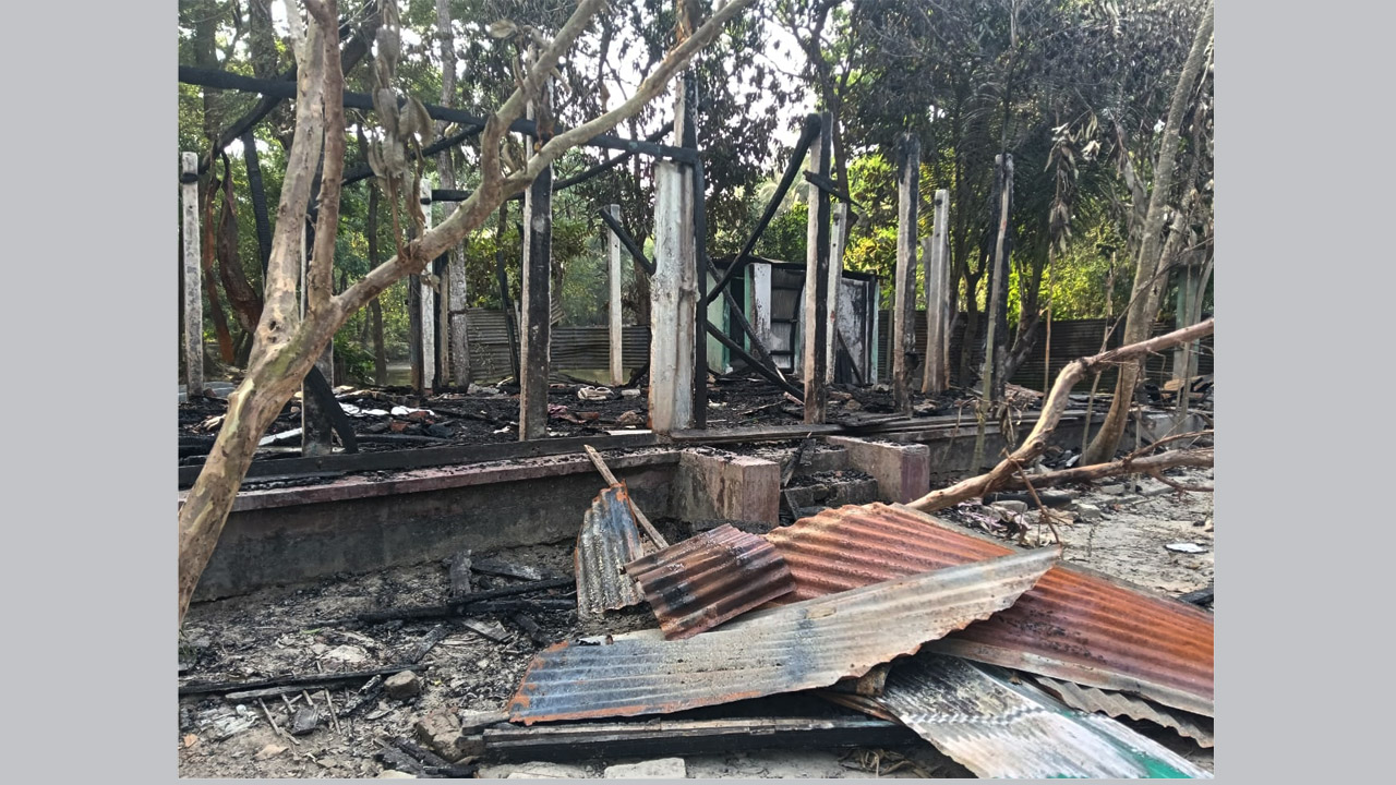 চান্দিনায় মাদকের টাকা না পেয়ে বসতঘরে আগুন দিলো যুবক
