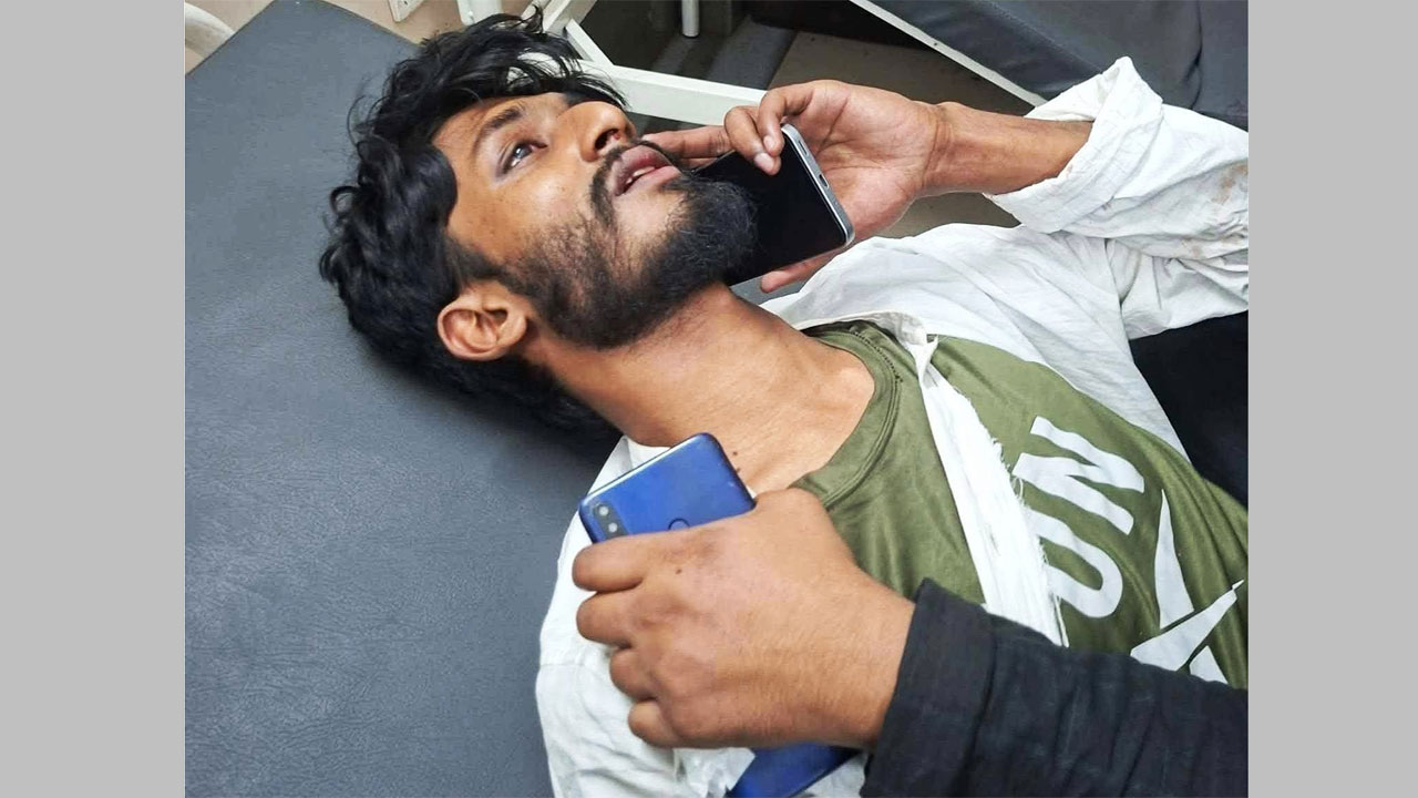 হামলার শিকার জুলাইযোদ্ধা তামিম