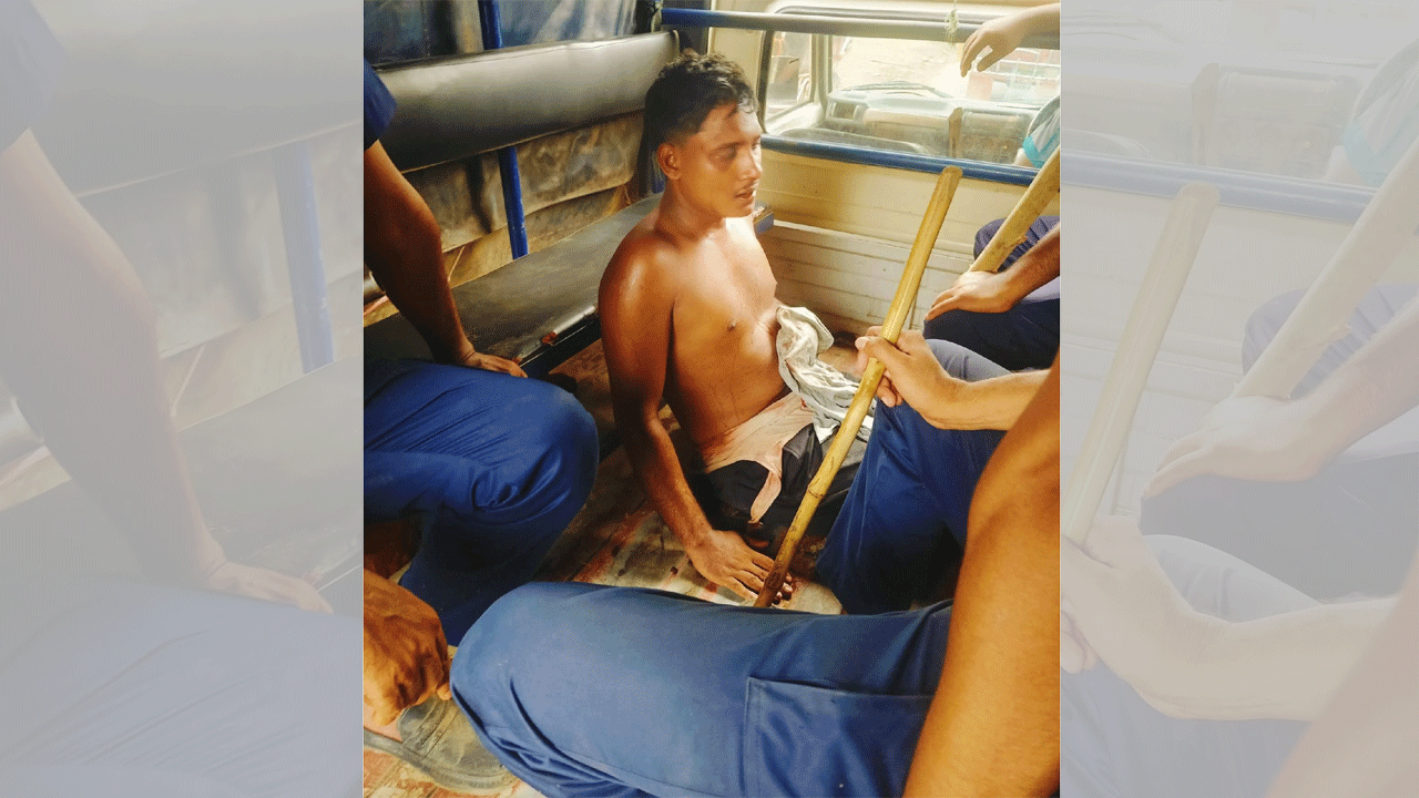 ঘাতক মিনার পুলিশের হাতে আটক