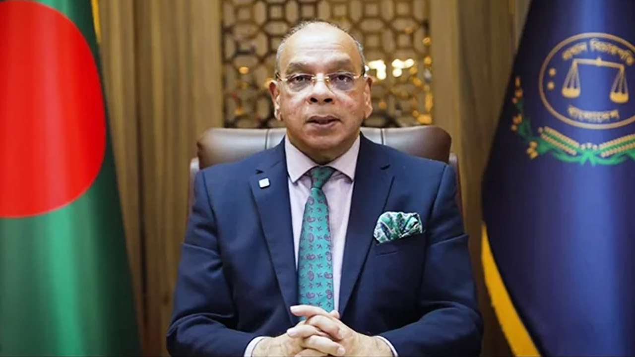 প্রধান বিচারপতি ড. সৈয়দ রেফাত আহমেদ