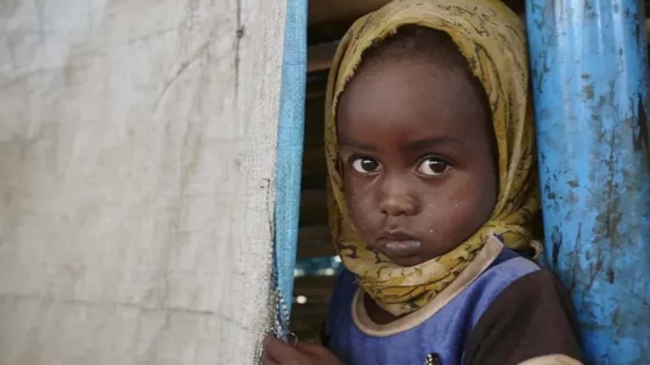 অবহেলিত এক শিশু