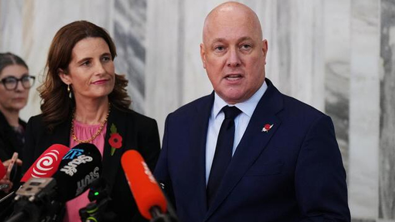 নিউজিল্যান্ডের প্রধানমন্ত্রী ক্রিস্টোফার লাক্সন