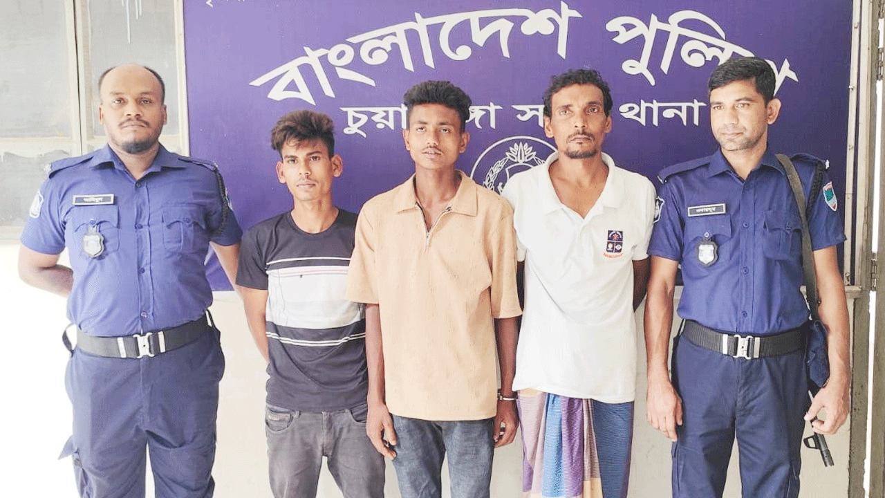 ধর্ষণ ও ভিডিও ধারণের ঘটনায় গ্রেফতার তিন আসামি