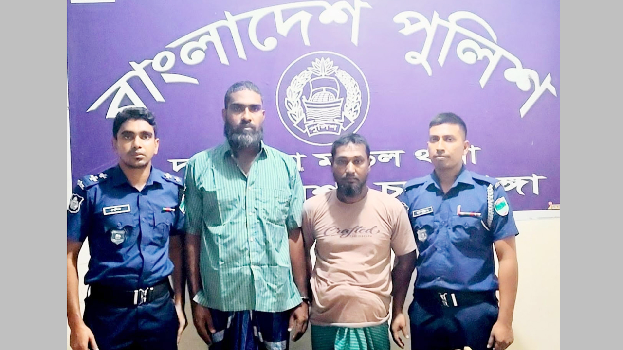 কোটি টাকার চুল ছিনতাইয়ের ঘটনায় গ্রেফতার দু’জন