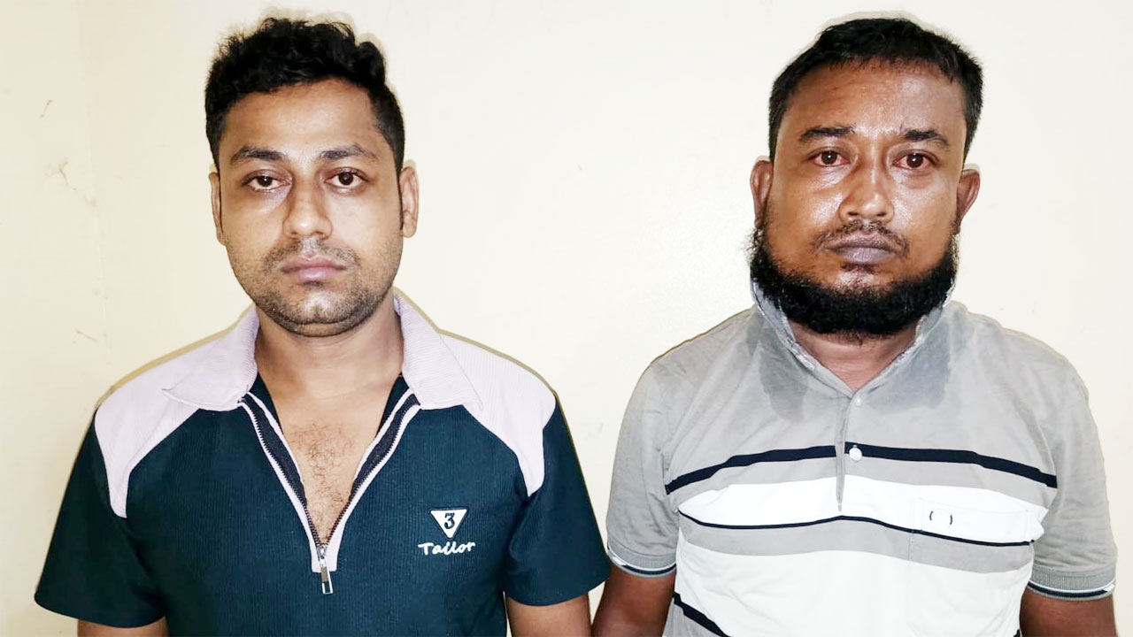 নারী উদ্যোক্তাকে শ্লীলতাহানি করে ভিডিও ধারণের অভিযোগে আটক দুই যুবক
