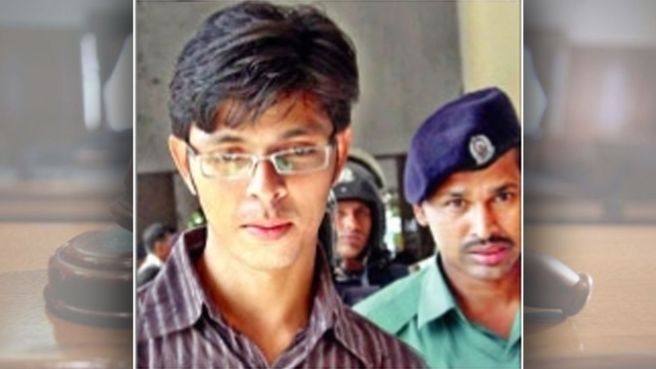 ২০ লাখ টাকা ঘুষ না দেয়ায় রাষ্ট্রের স্পর্শকাতর মামলার আসামি সুমন