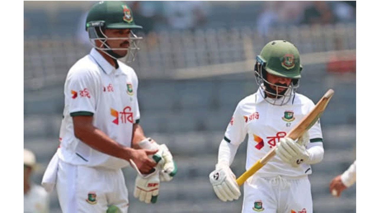 ব্যাট হাতে শান্ত ও মুমিনুল