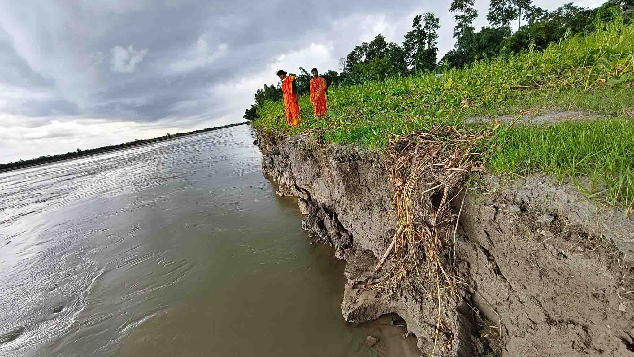 নদী ভাঙন