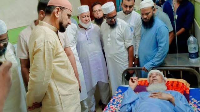 জামায়াত নেতার পাশে এমপি পিনাক