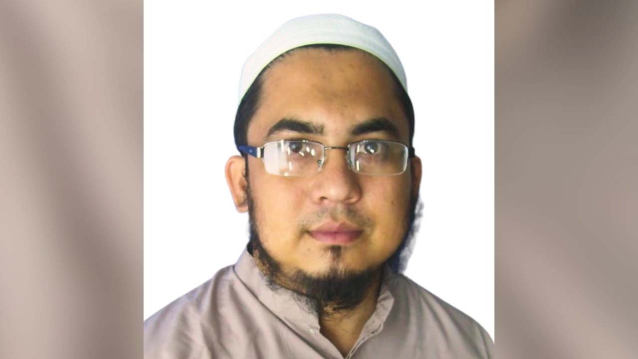 জাতীয় ক্যান্সার গবেষণা ইনস্টিটিউট ও হাসপাতালের উপ-পরিচালক ডা: আহমেদ হোসেন