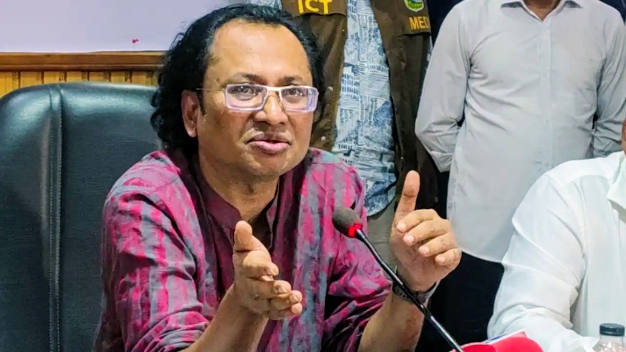 ময়মনসিংহে প্রধানমন্ত্রীর উপদেষ্টা ডা: জাহেদ উর রহমান