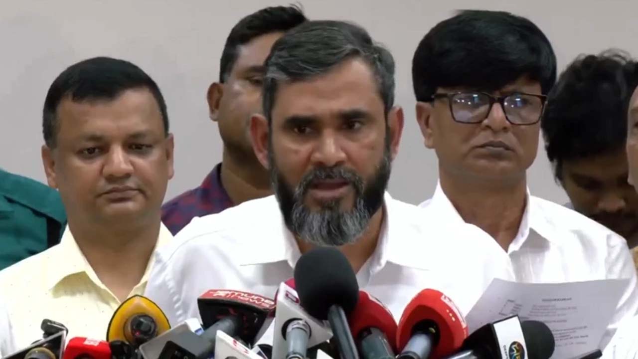 নির্বাচন কমিশনার (ইসি) ব্রিগেডিয়ার জেনারেল (অবসরপ্রাপ্ত) আবুল ফজল মোহাম্মদ সানাউল্লাহ