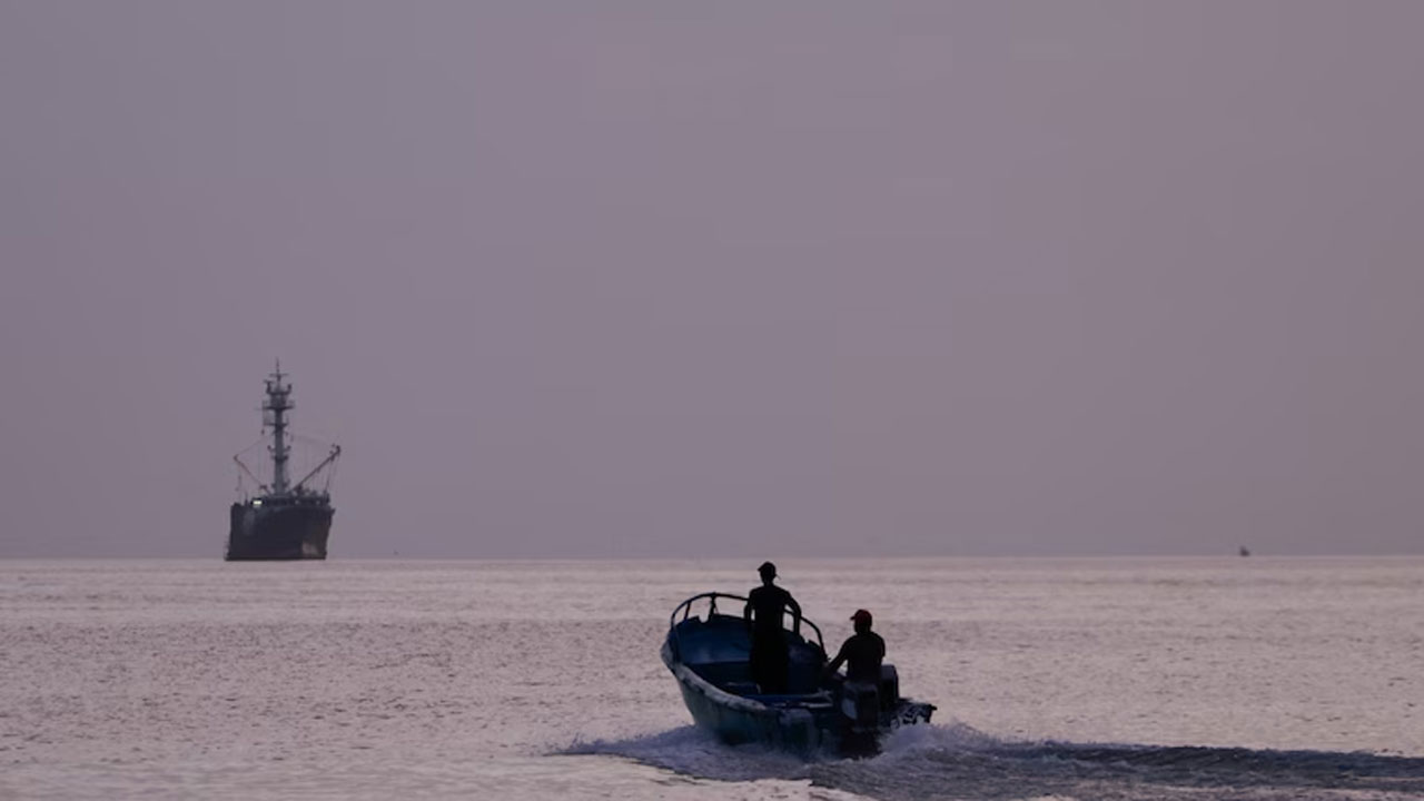 প্রশান্ত মহাসাগরে নৌযান চলাচল