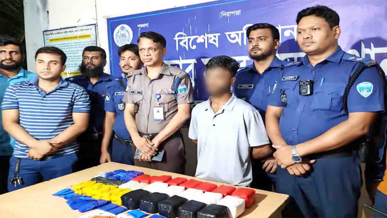 ইয়াবাসহ আটক ব্যক্তি