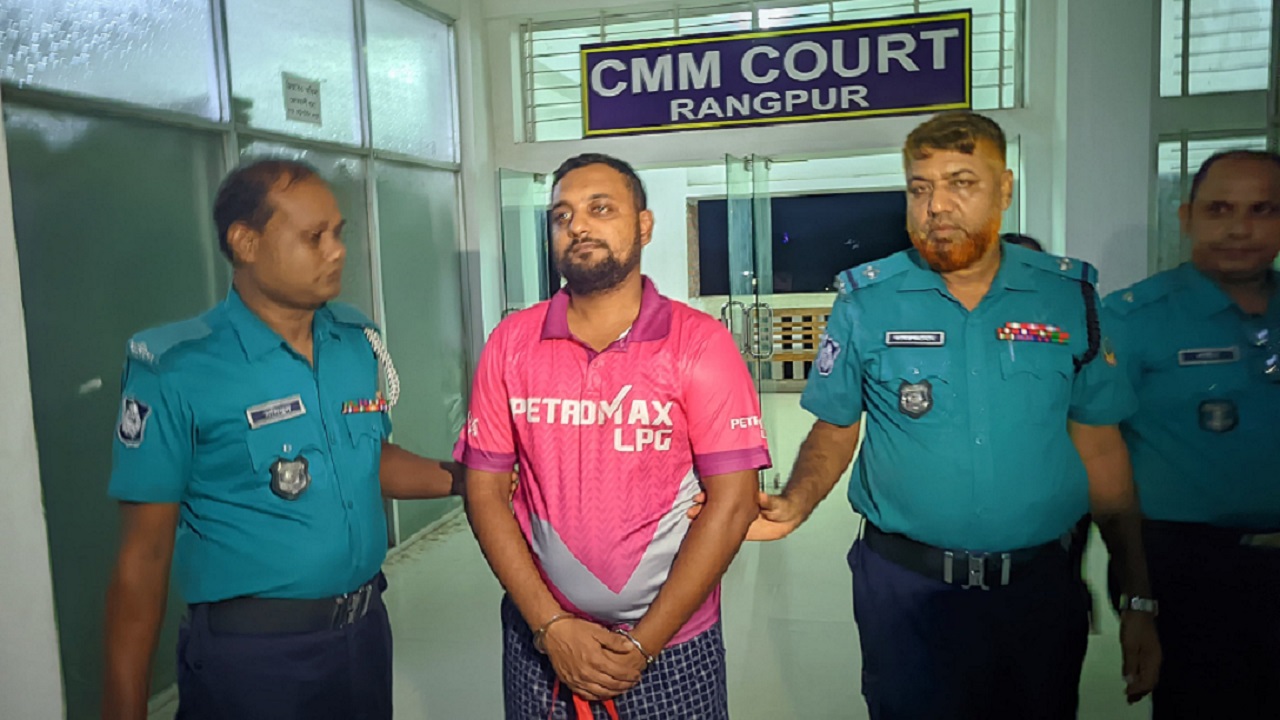 রংপুরে সাংবাদিক অপহরণ ও নির্যাতন মামলায় প্রধান আসামি রকি ঢাকায় গ্রেফতার