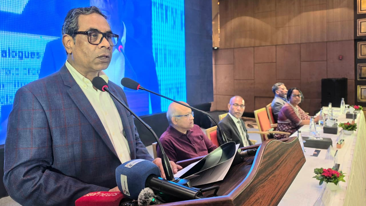 রাজধানীতে বিশ্ব স্বাস্থ্য সংস্থার ‘হু স্পেকস ২০৩০ ইনিশিয়েটিভ’র আনুষ্ঠানিক উদ্বোধন অনুষ্ঠানে প্রধান অতিথির বক্তব্যে দেন স্বাস্থ্য প্রতিমন্ত্রী ড. এম এ মুহিত
