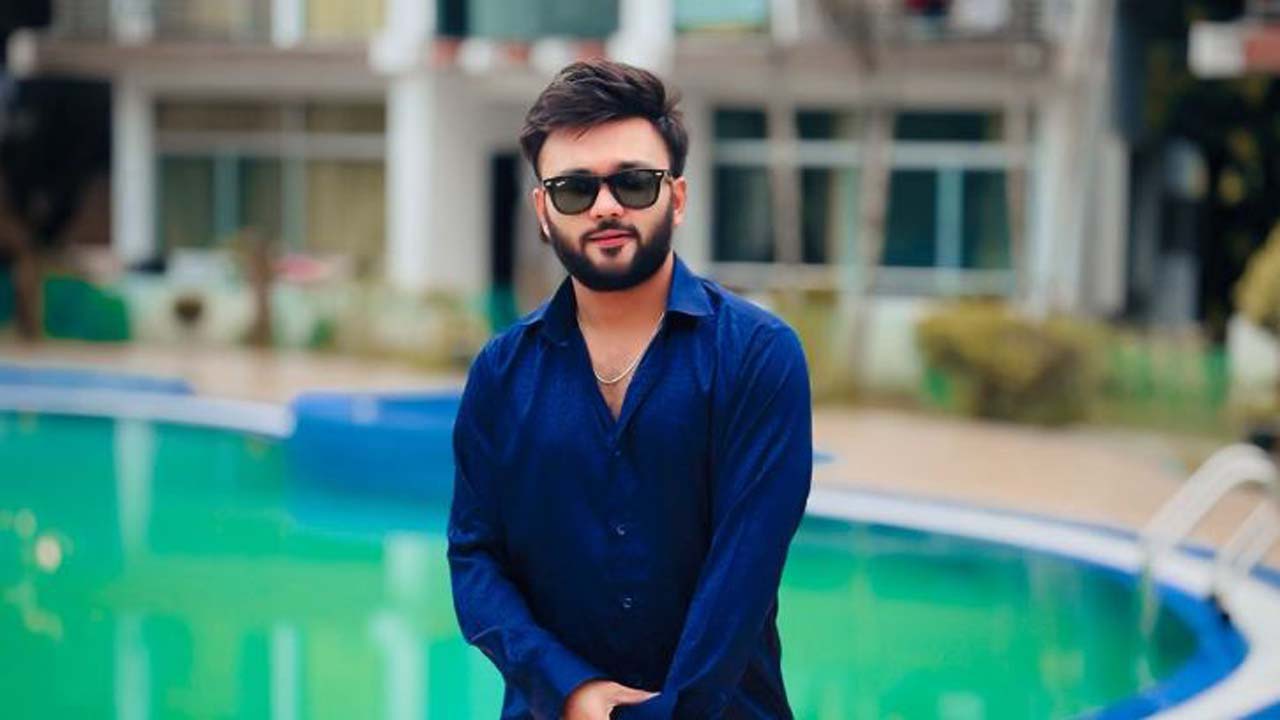 কনটেন্ট ক্রিয়েটর আর এস ফাহিম